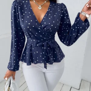 Blusa Decote V com Mangas Compridas e Bolinhas Brancas